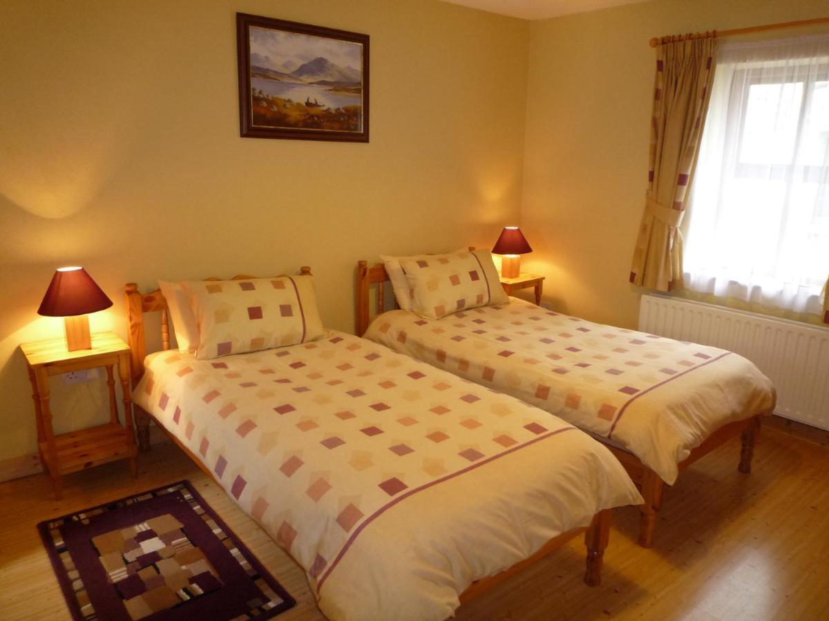 Lakeside Lodge Bantry By Trident Holiday Homes Exteriör bild